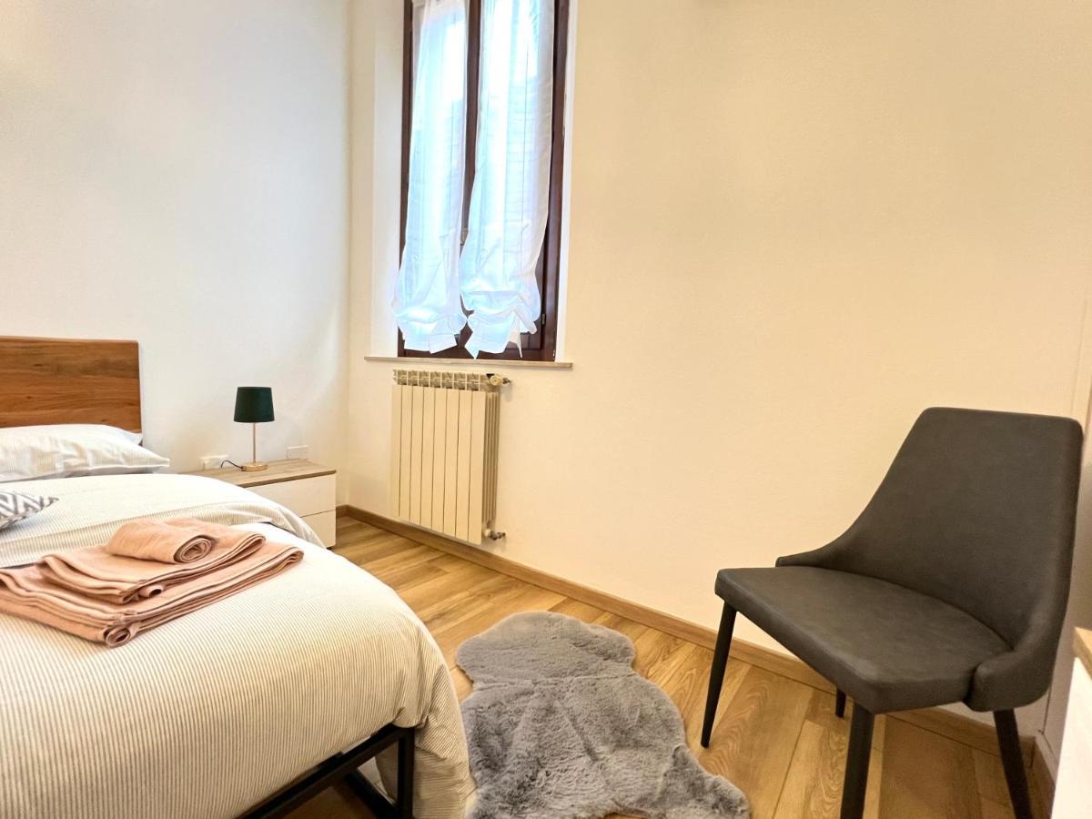 Mazzini101Apartment แฟร์รารา ภายนอก รูปภาพ